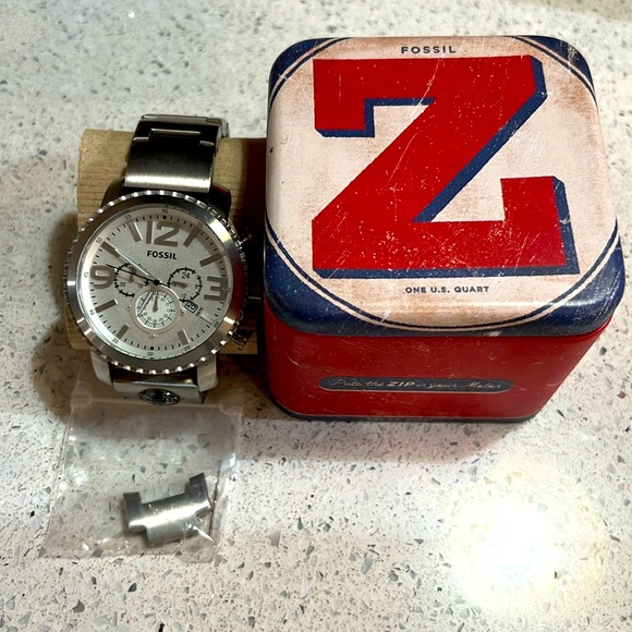 MENS FOSSIL LONG LINE VINTAGE WATCH EDITION 26/26 - Picture 1 of 5